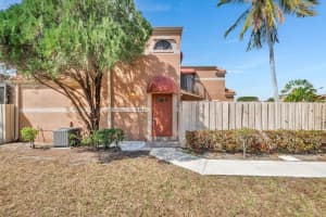 6169 Seven Springs Boulevard, Greenacres