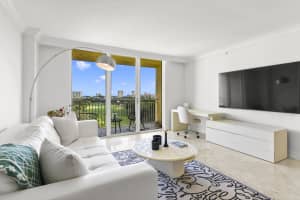 99 Se Mizner Boulevard 813, Boca Raton