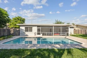 428 Se 2nd Street, Deerfield Beach