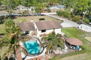 16974 W Glasgow Drive, The Acreage