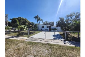 5500 Sw Sw 37th Street Street, Davie