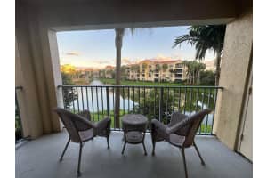 200 Uno Lago Drive 202, Juno Beach