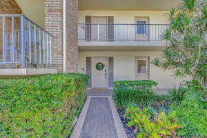 5560 Tamberlane Circle 127, Palm Beach Gardens