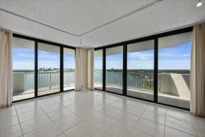 115 Lakeshore Drive 1747, North Palm Beach