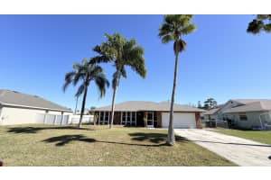 2541 Se Marius Street, Port St. Lucie, Fl 34952, Port Saint Lucie