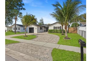 9329 Sw 2nd Street, Boca Raton