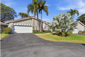 2842 Kelly Brooke Lane, Deerfield Beach