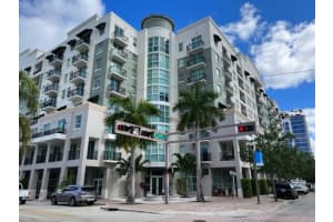 600 S Dixie Highway 752, West Palm Beach