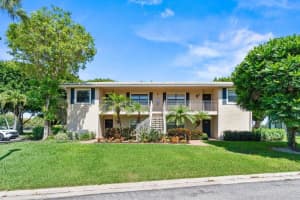 4 Stratford Drive E B, Boynton Beach
