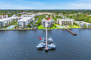 1206 S Lake Drive Unit 203a, Lantana
