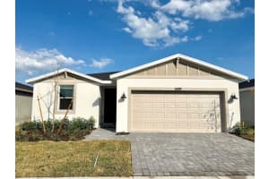 5474 Hampton Park Circle, Vero Beach