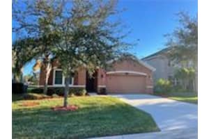 1586 Lexington Square Sw, Vero Beach