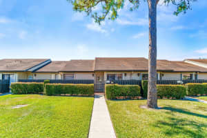 704 Sunny Pine Way C, Greenacres