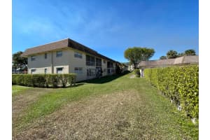 9911 Sandalfoot Boulevard 112, Boca Raton 9911 Sandalfoot Boulevard 112, Boca Raton