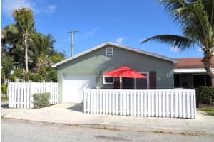 301 N Federal 5 And Attached Garage, Lake Worth Beach