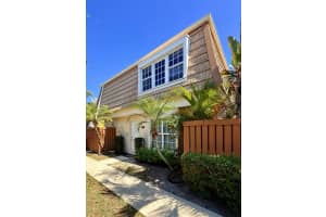 11584 Winchester Drive, Palm Beach Gardens