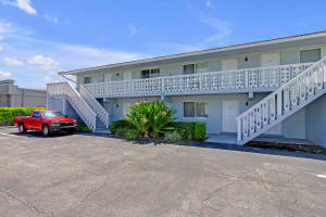 560 Ne 46th Street, Boca Raton