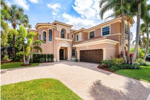 8042 Laurel Ridge Court, Delray Beach