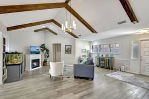 1127 E Seminole Avenue 22c, Jupiter