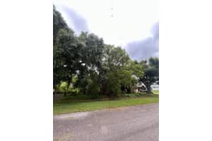 7802 Pacific Avenue, Fort Pierce