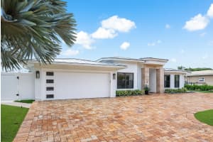 680 Ne Harbour Drive, Boca Raton