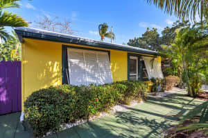 2 Kenmore Lane, Boynton Beach