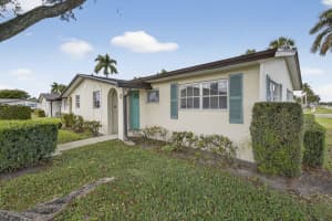 2960 Ashley Drive E D, West Palm Beach