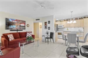 5180 E Sabal Palm Boulevard 234, Tamarac