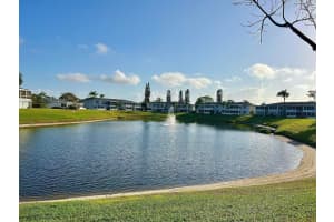 2811 Sw 15th Street 202, Delray Beach