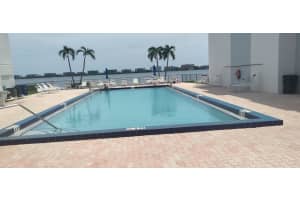 1516 S Lakeside Drive 218, Lake Worth Beach