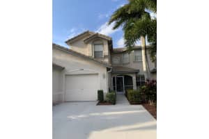 10667 Lake Shore Drive, Wellington