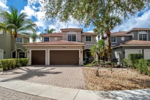 10833 Lake Wynds Court, Boynton Beach