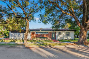 3830 Eastview Avenue, West Palm Beach