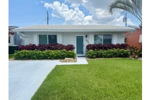 2712 Nw 52nd Court, Tamarac