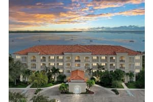 26 Harbour Isle Drive W 303, Fort Pierce