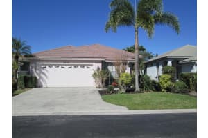 2866 Waters Edge Circle, Greenacres