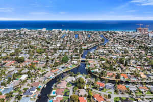 1004 Se 11th Street, Deerfield Beach