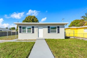 656 W 6th Street, Riviera Beach