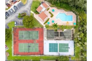 10343 Greenhouse Road, Pembroke Pines