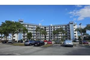 4640 Lucerne Lakes Boulevard W 303, Lake Worth