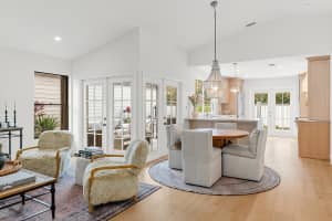 13367 Bedford Mews Court, Wellington