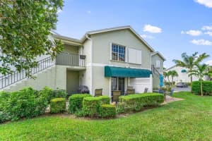 154 Waterside Drive 154, Hypoluxo