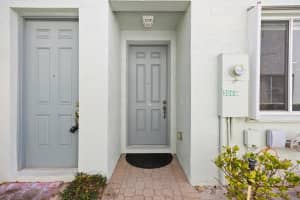 3069 Laurel Ridge Circle, Riviera Beach