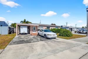 2013 Longwood Road, West Palm Beach