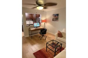 2920 Cynthia Lane 107, Lake Worth Beach