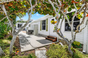 5 Cedar Drive Cd-5, Briny Breezes