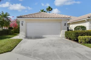8392 Se Paurotis Lane, Hobe Sound