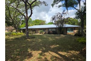 5742 Briargate Lane, Fort Pierce