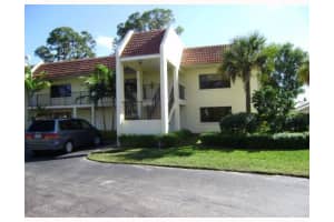 711 Forest Club Drive 610, Wellington