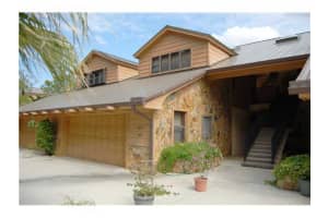 104 Se Crestwood Circle 1-4, Stuart